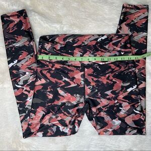 Sz Small Pink Black Fabletics Leggings